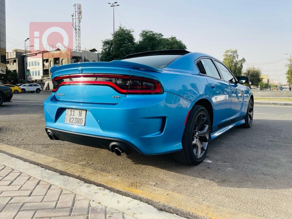 دۆج چارجەر